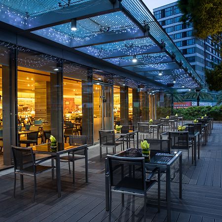 Crowne Plaza Guangzhou Huadu By Ihg - Free Shuttle Bus Between Hotel To Exhibition Center During Canton Fair ภายนอก รูปภาพ