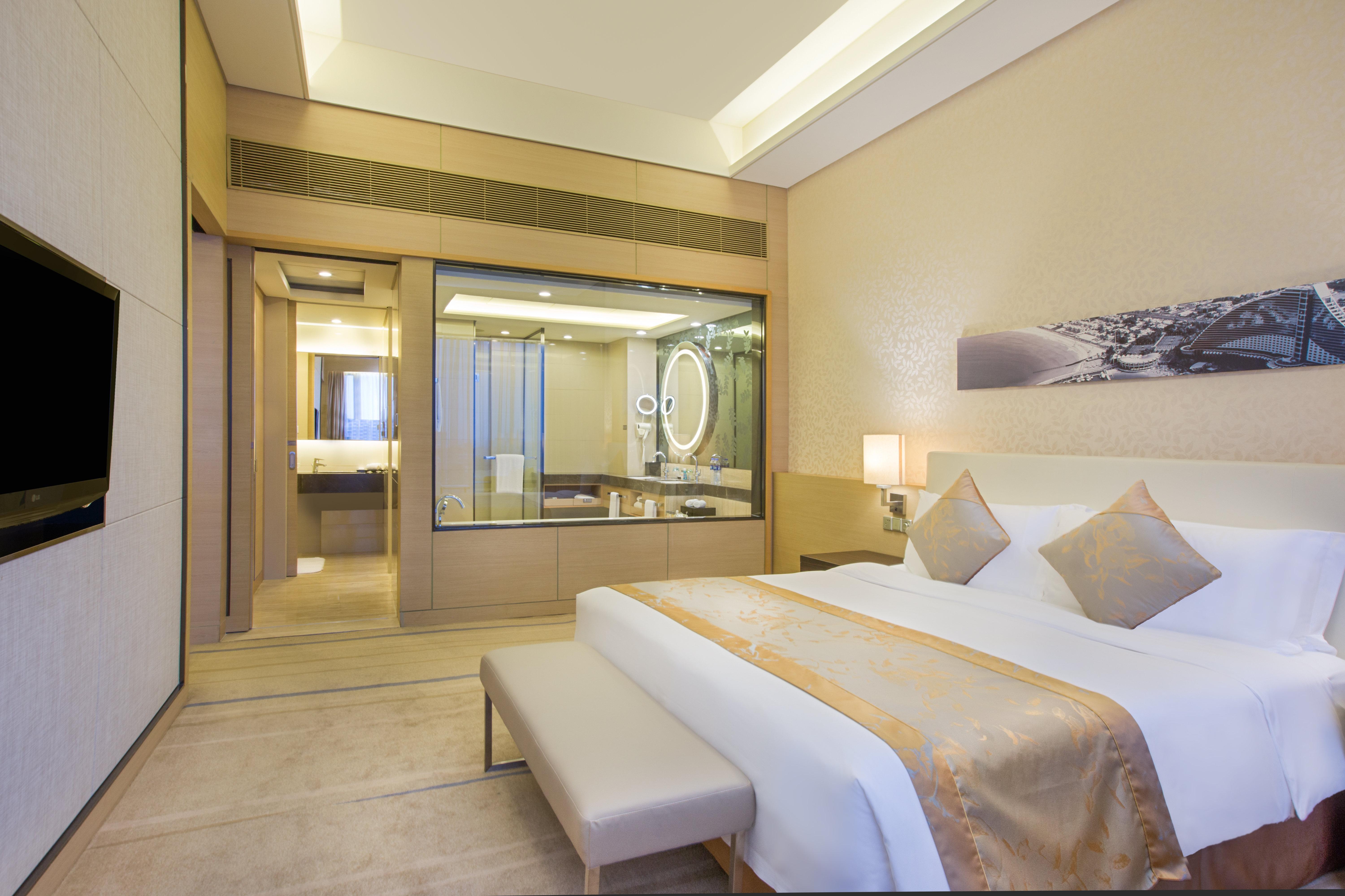 Crowne Plaza Guangzhou Huadu By Ihg - Free Shuttle Bus Between Hotel To Exhibition Center During Canton Fair ภายนอก รูปภาพ